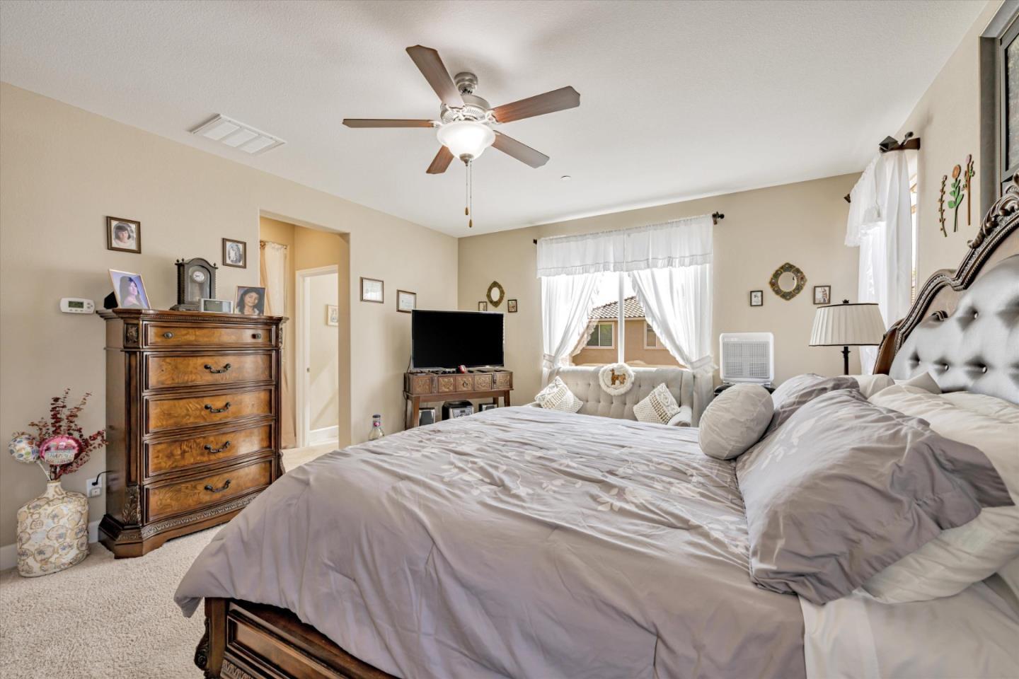Detail Gallery Image 26 of 43 For 1652 Maidencane Way, Los Banos,  CA 93635 - 5 Beds | 3/1 Baths