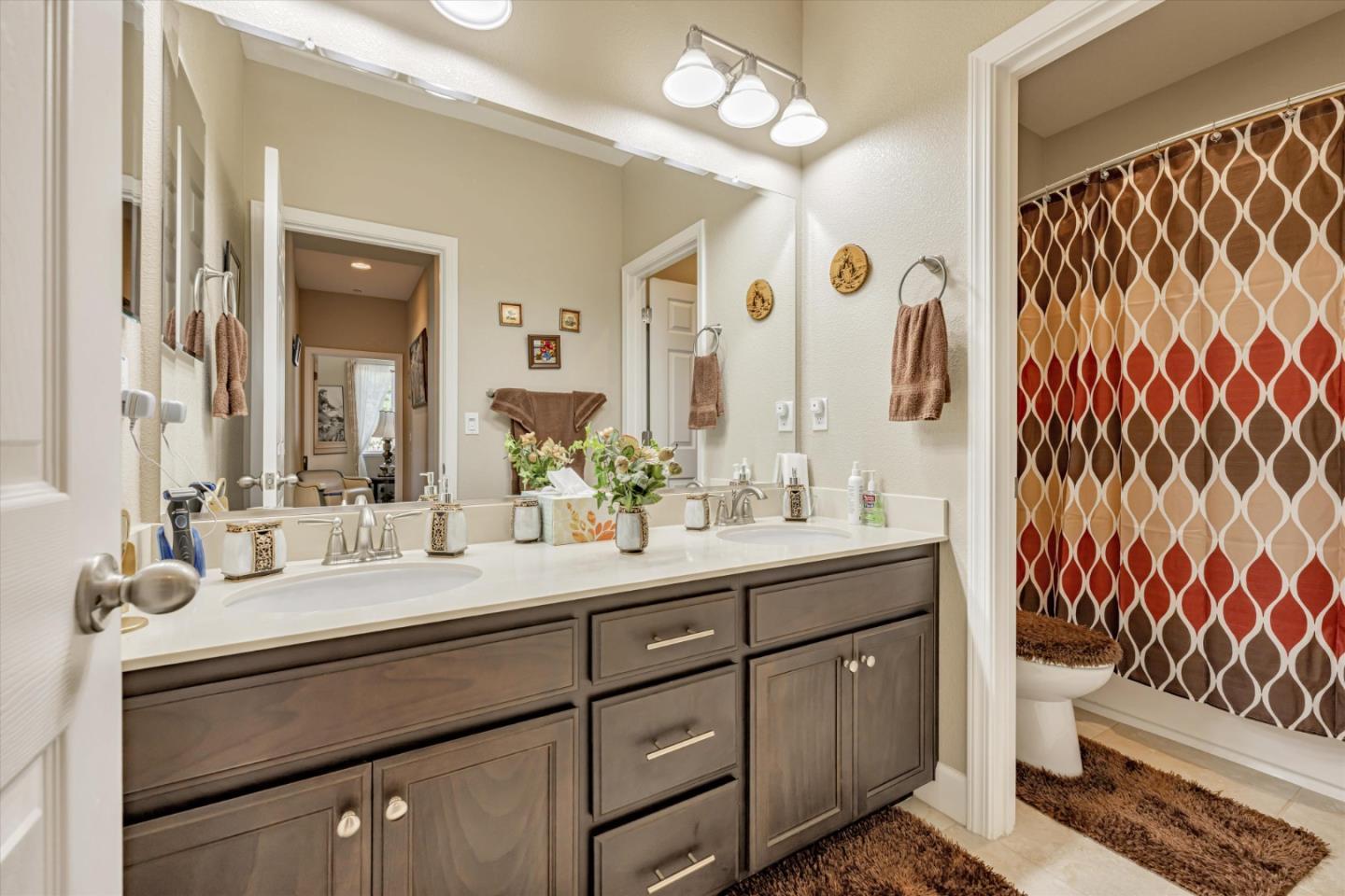 Detail Gallery Image 31 of 43 For 1652 Maidencane Way, Los Banos,  CA 93635 - 5 Beds | 3/1 Baths
