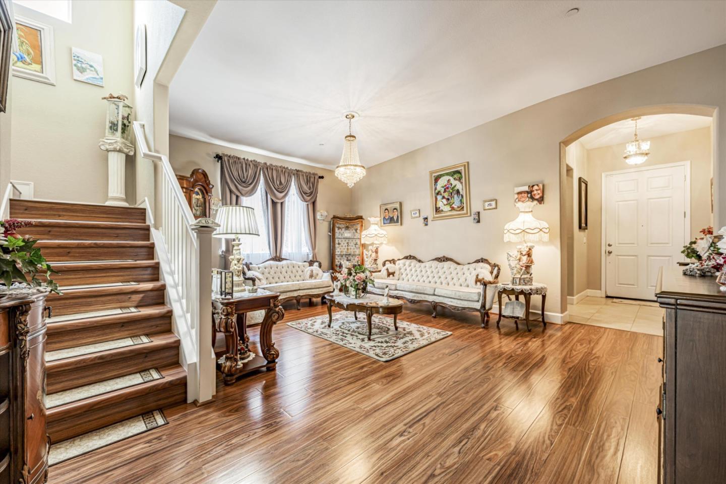 Detail Gallery Image 7 of 43 For 1652 Maidencane Way, Los Banos,  CA 93635 - 5 Beds | 3/1 Baths