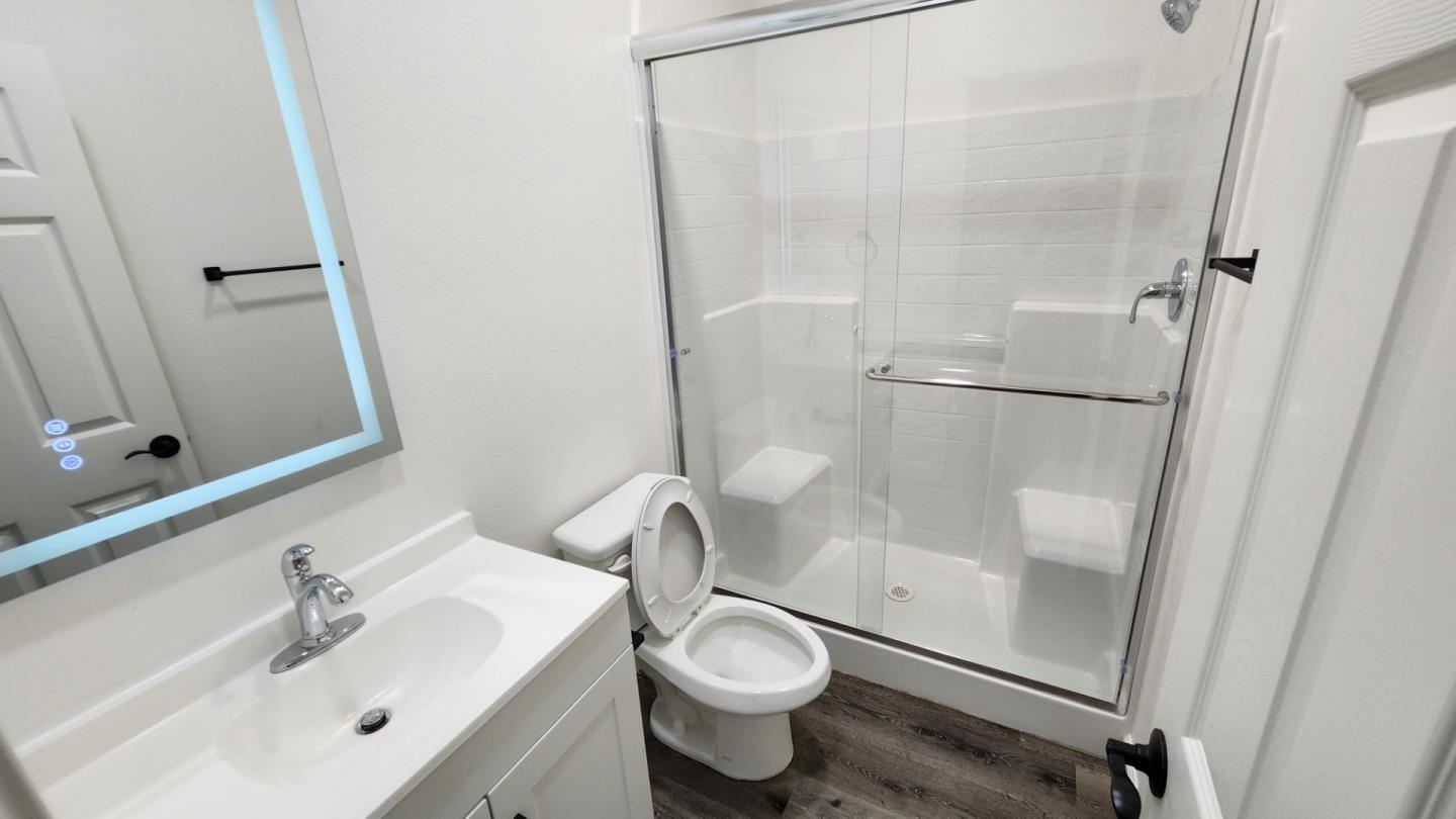Detail Gallery Image 9 of 16 For 728 W 1st Ave #201,  Chico,  CA 95926 - 2 Beds | 1 Baths