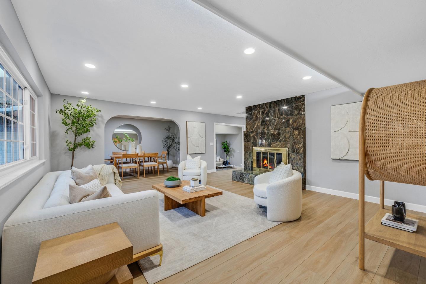 Detail Gallery Image 21 of 38 For 22562 Alcalde Rd, Cupertino,  CA 95014 - 4 Beds | 3 Baths