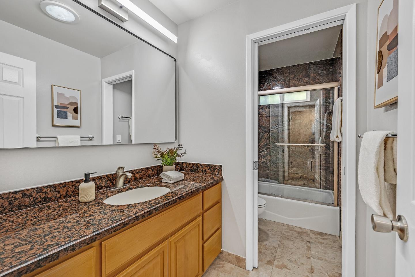 Detail Gallery Image 19 of 38 For 22562 Alcalde Rd, Cupertino,  CA 95014 - – Beds | – Baths