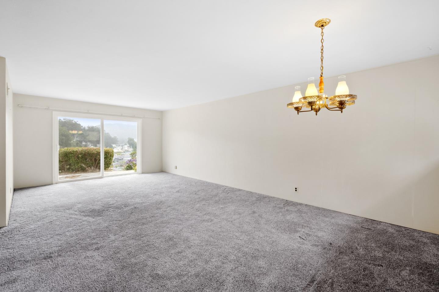 Detail Gallery Image 12 of 37 For 928 Corona Dr, Pacifica,  CA 94044 - 3 Beds | 2 Baths