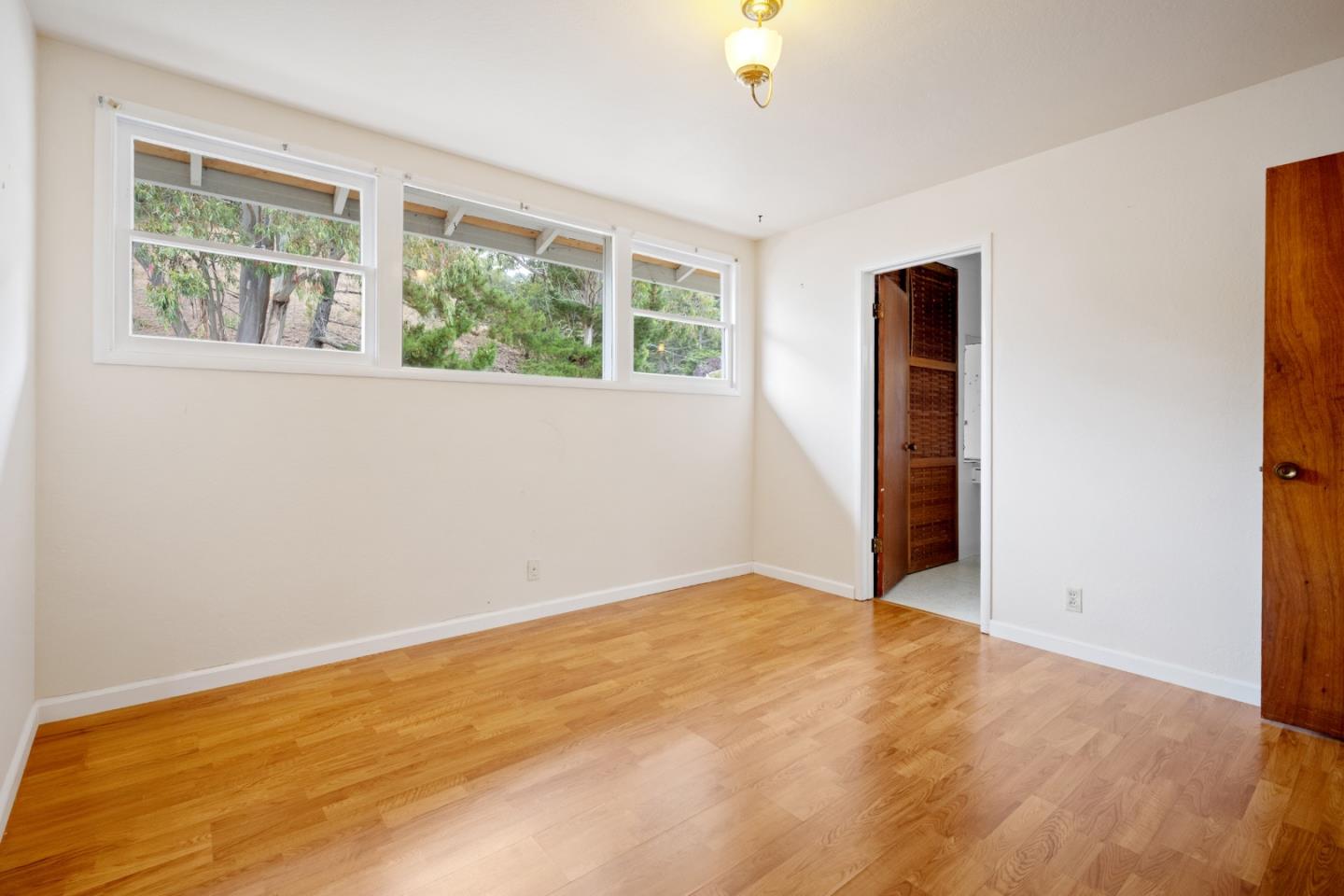 Detail Gallery Image 23 of 37 For 928 Corona Dr, Pacifica,  CA 94044 - 3 Beds | 2 Baths