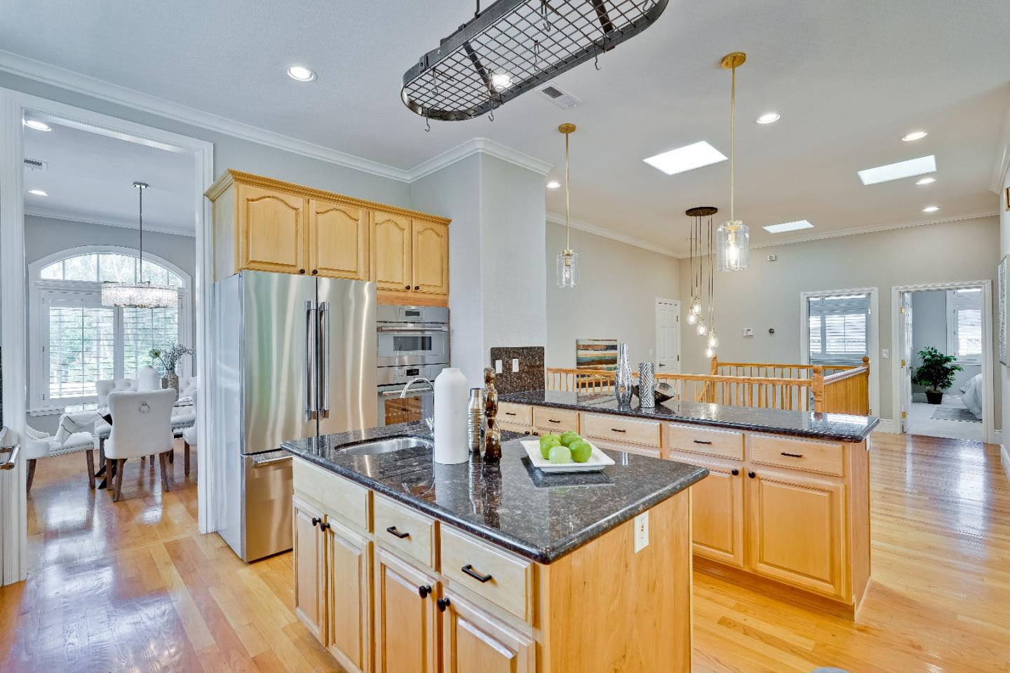 Detail Gallery Image 19 of 82 For 10430 Stern Ave, Cupertino,  CA 95014 - 5 Beds | 4 Baths