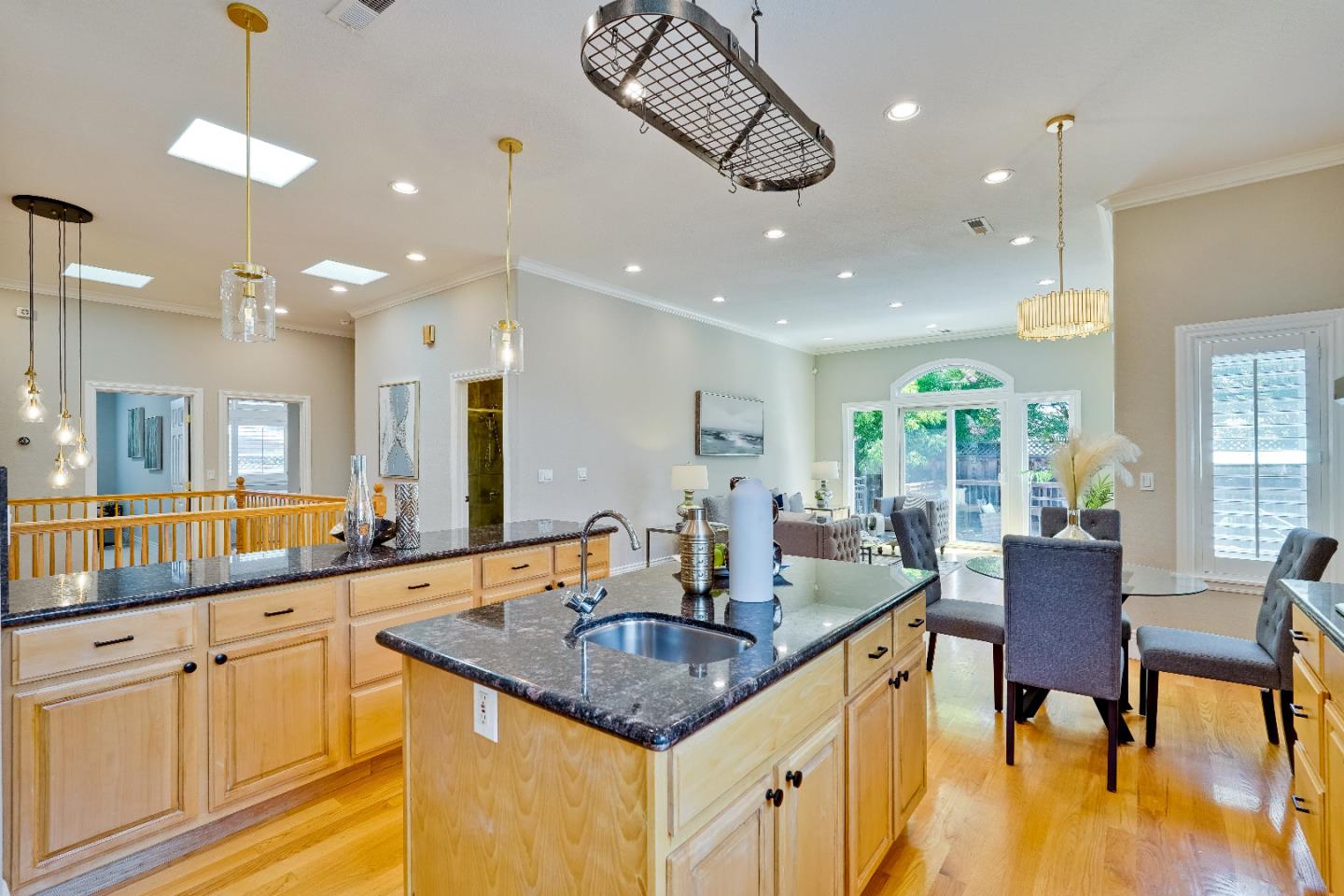 Detail Gallery Image 20 of 82 For 10430 Stern Ave, Cupertino,  CA 95014 - 5 Beds | 4 Baths