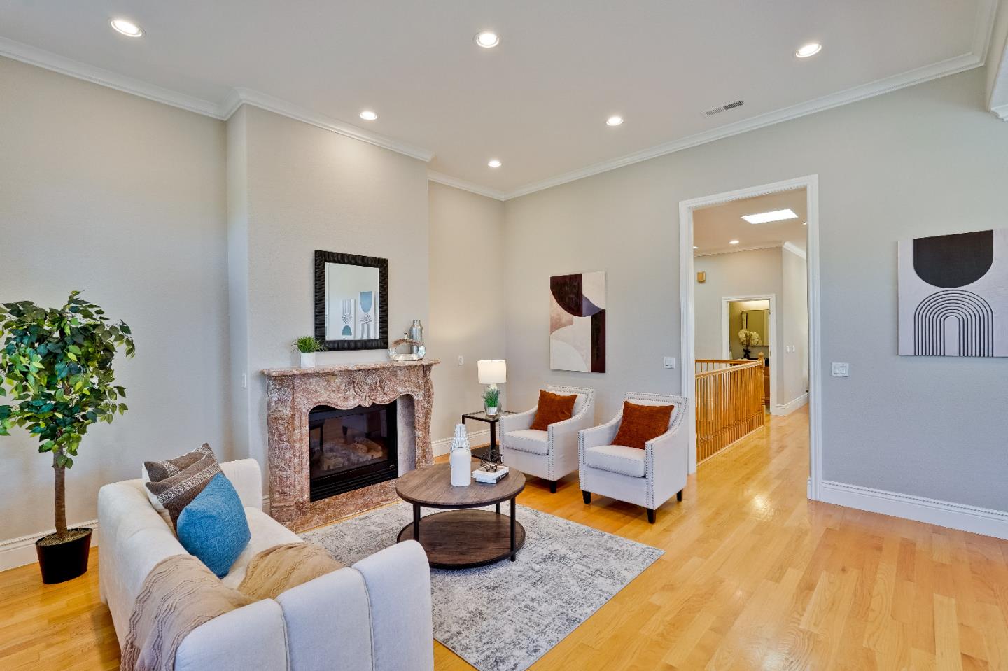 Detail Gallery Image 5 of 82 For 10430 Stern Ave, Cupertino,  CA 95014 - 5 Beds | 4 Baths