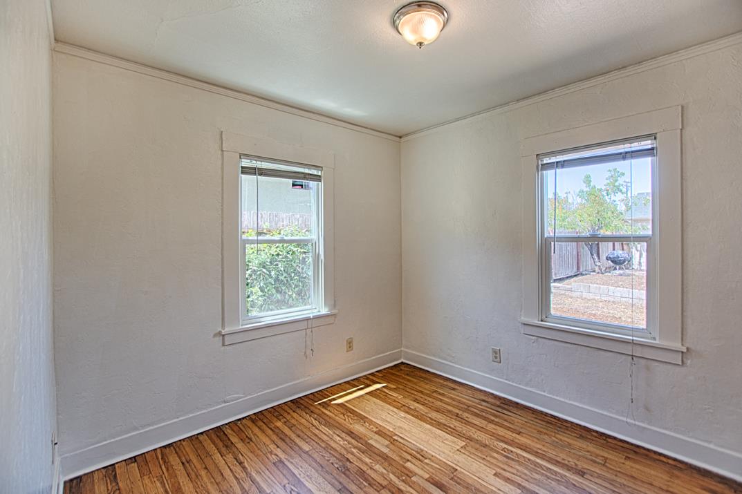 Detail Gallery Image 23 of 25 For 144 Van Ness Ave, Santa Cruz,  CA 95060 - – Beds | – Baths