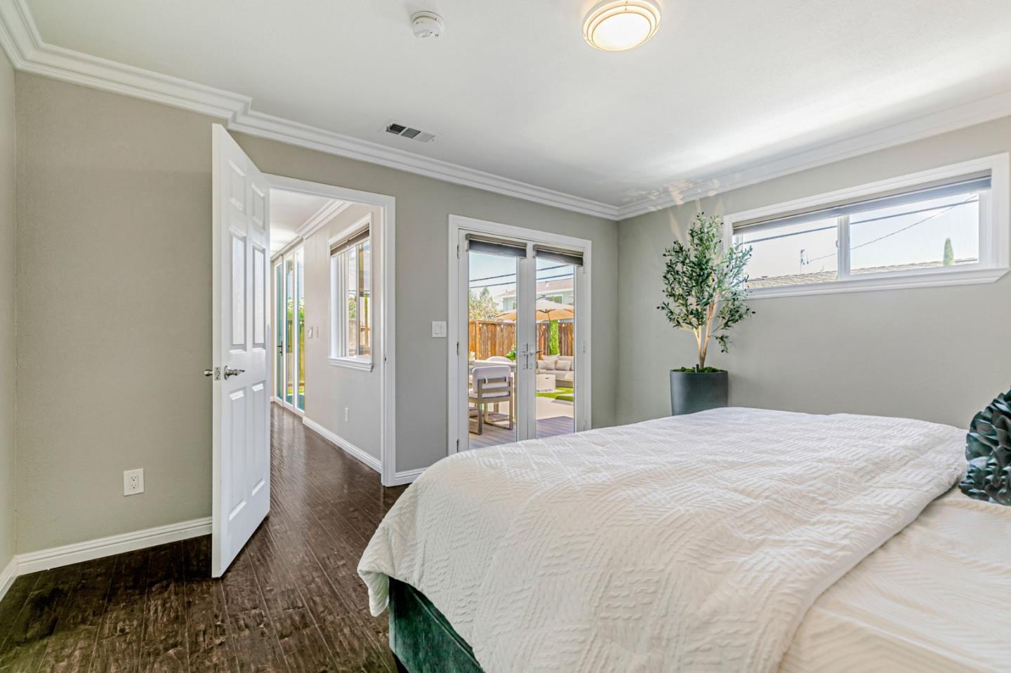 Detail Gallery Image 21 of 72 For 5562 Starcrest Dr, San Jose,  CA 95123 - 3 Beds | 3 Baths