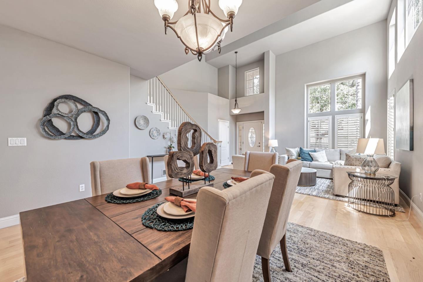 Detail Gallery Image 17 of 48 For 298 Gardenia Dr, San Jose,  CA 95123 - 4 Beds | 4 Baths
