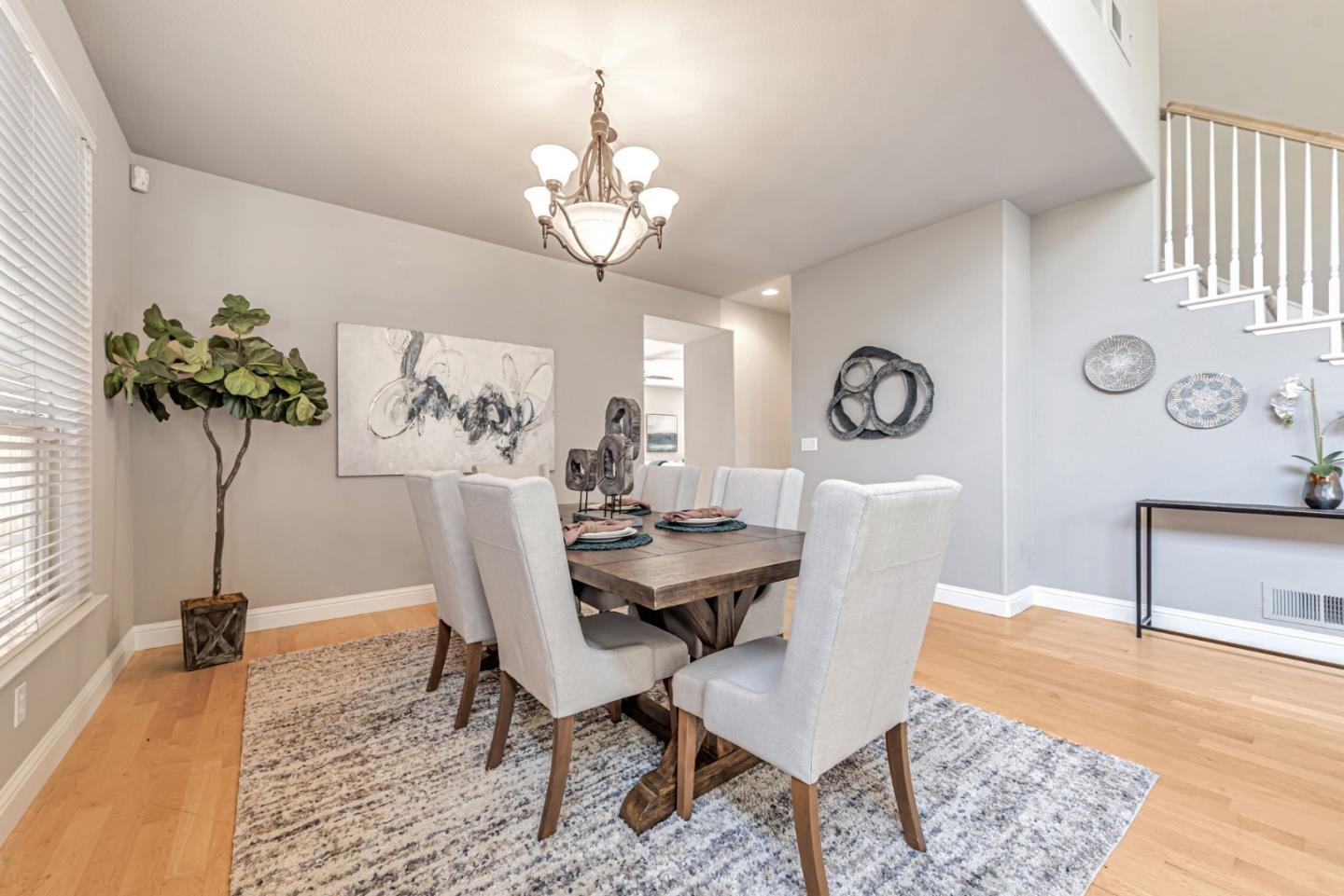 Detail Gallery Image 19 of 48 For 298 Gardenia Dr, San Jose,  CA 95123 - 4 Beds | 4 Baths