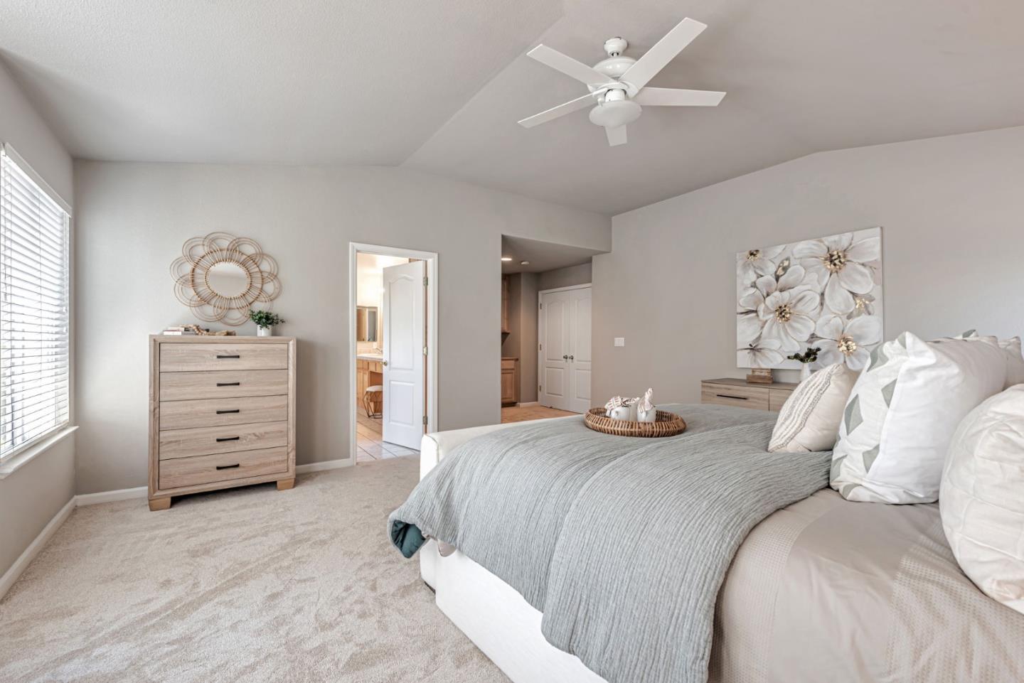 Detail Gallery Image 29 of 48 For 298 Gardenia Dr, San Jose,  CA 95123 - 4 Beds | 4 Baths