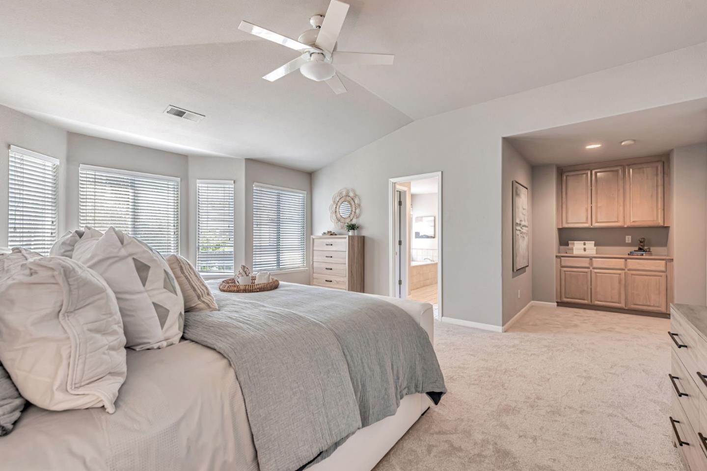 Detail Gallery Image 30 of 48 For 298 Gardenia Dr, San Jose,  CA 95123 - 4 Beds | 4 Baths