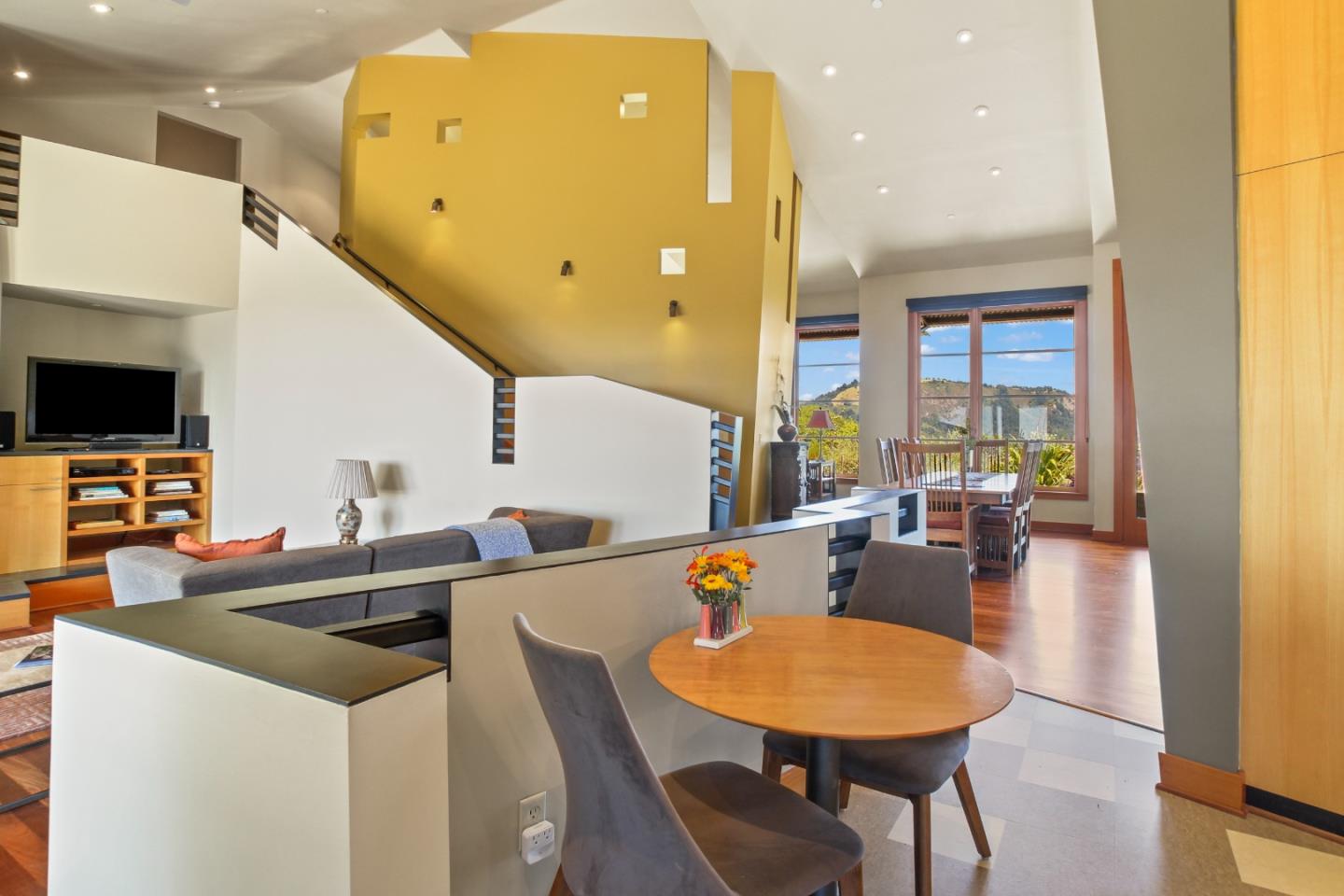Detail Gallery Image 12 of 46 For 7405 Alpine Rd, La Honda,  CA 94020 - 4 Beds | 2/1 Baths
