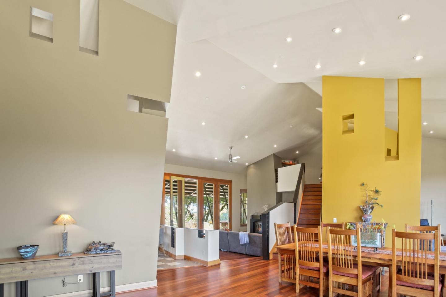 Detail Gallery Image 13 of 46 For 7405 Alpine Rd, La Honda,  CA 94020 - 4 Beds | 2/1 Baths