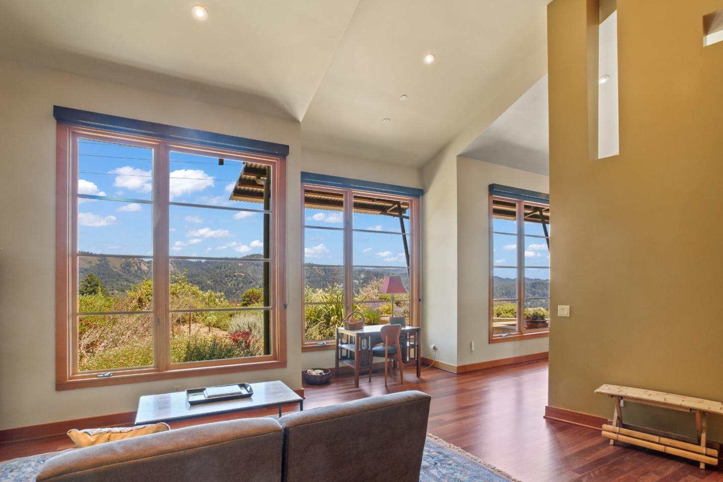 Detail Gallery Image 16 of 46 For 7405 Alpine Rd, La Honda,  CA 94020 - 4 Beds | 2/1 Baths