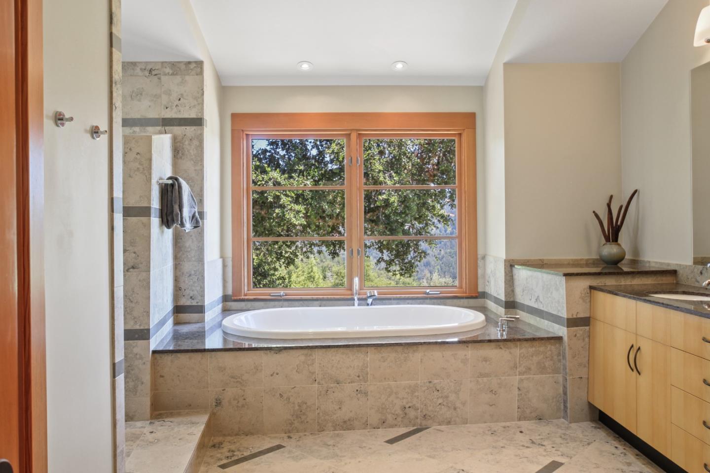 Detail Gallery Image 31 of 46 For 7405 Alpine Rd, La Honda,  CA 94020 - 4 Beds | 2/1 Baths