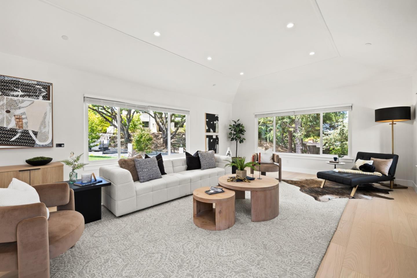 Detail Gallery Image 11 of 61 For 785 Pullman Rd, Hillsborough,  CA 94010 - 6 Beds | 6/1 Baths