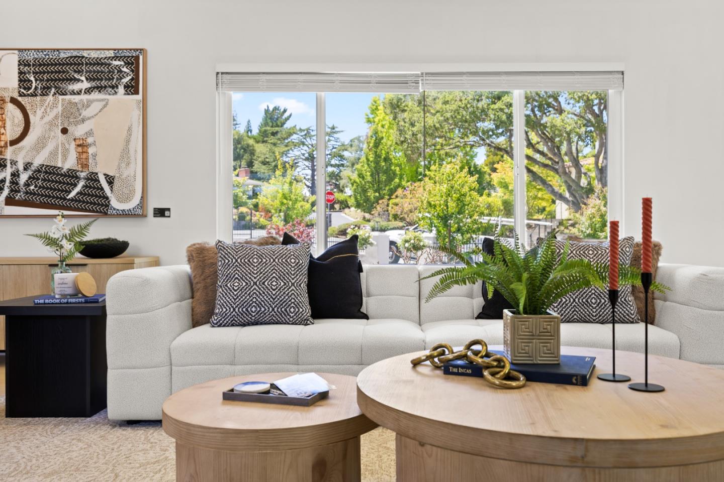 Detail Gallery Image 12 of 61 For 785 Pullman Rd, Hillsborough,  CA 94010 - 6 Beds | 6/1 Baths