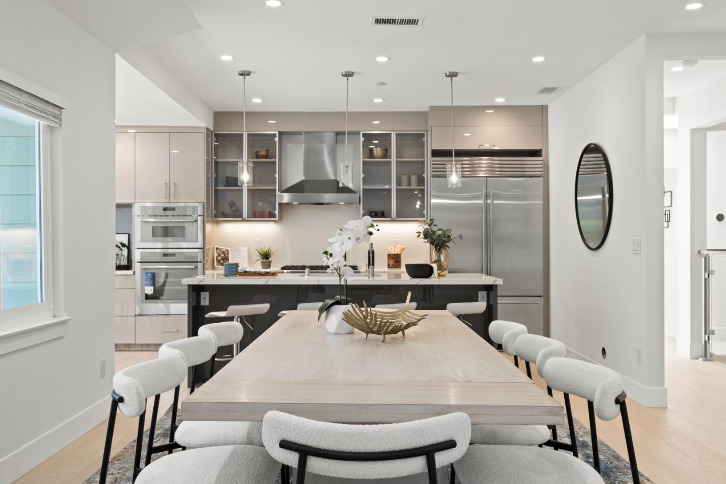 Detail Gallery Image 15 of 61 For 785 Pullman Rd, Hillsborough,  CA 94010 - 6 Beds | 6/1 Baths