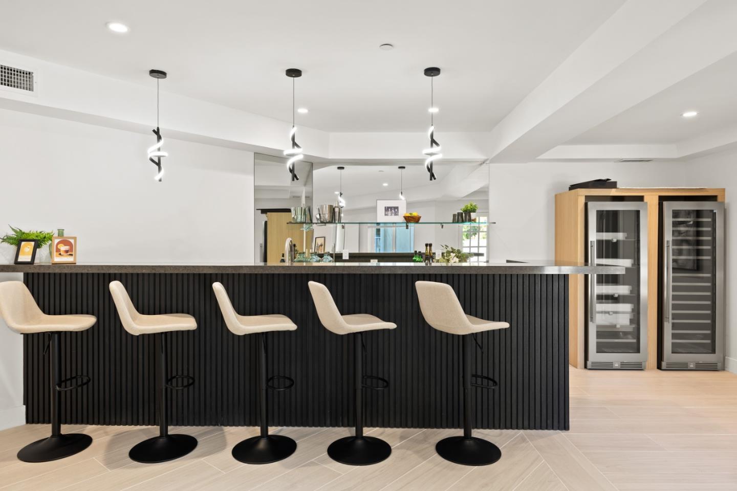 Detail Gallery Image 46 of 61 For 785 Pullman Rd, Hillsborough,  CA 94010 - 6 Beds | 6/1 Baths