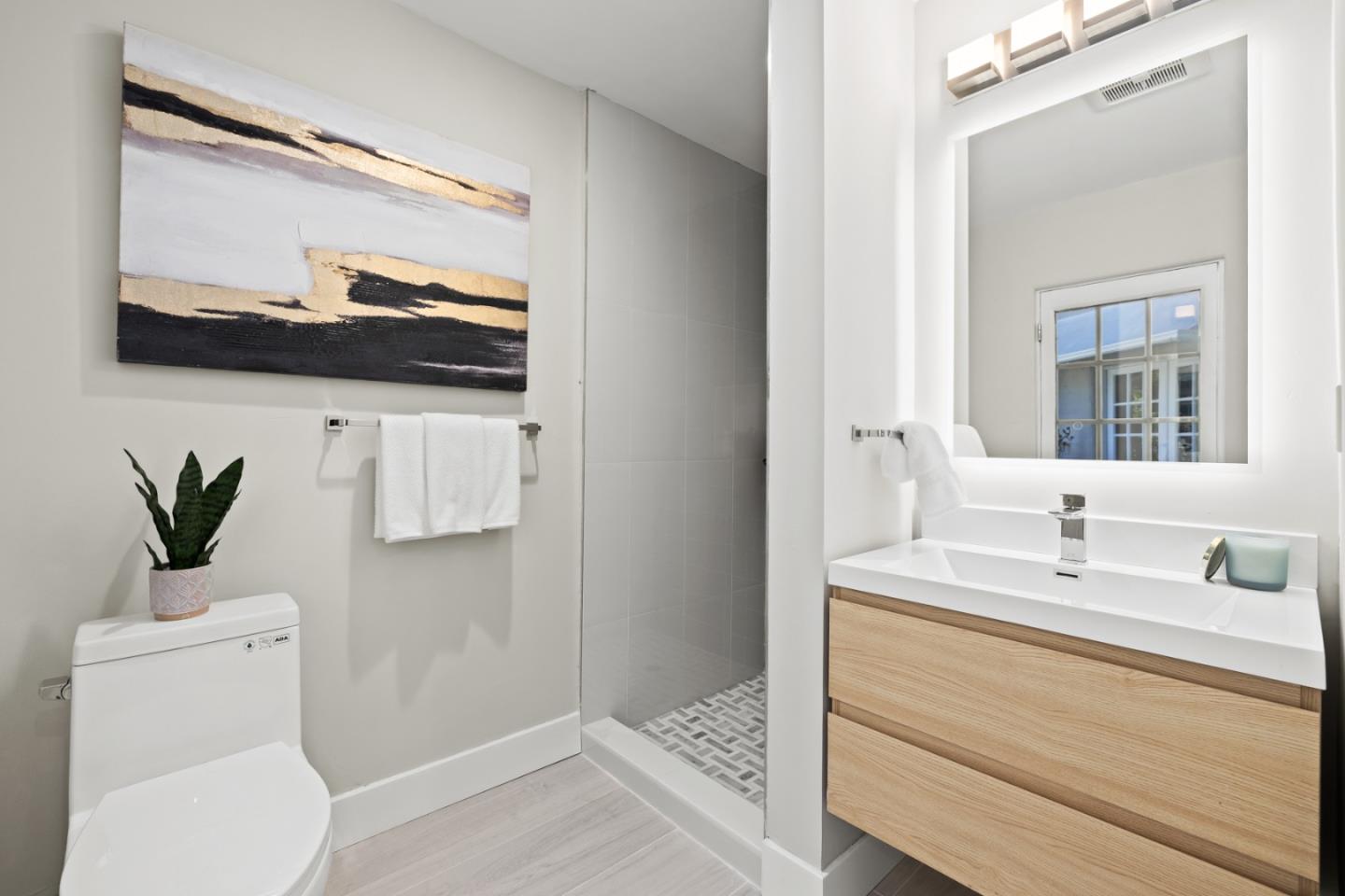 Detail Gallery Image 53 of 61 For 785 Pullman Rd, Hillsborough,  CA 94010 - 6 Beds | 6/1 Baths