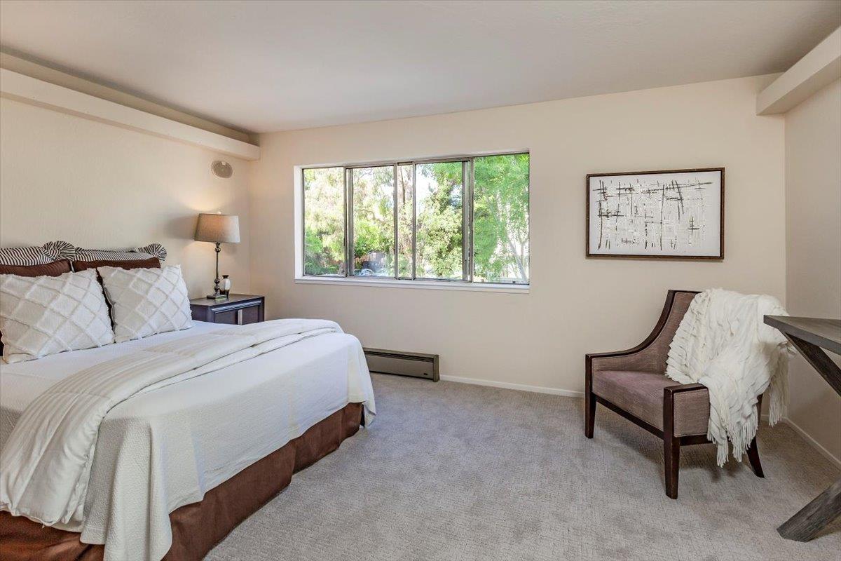 Detail Gallery Image 7 of 18 For 165 E Okeefe St #17,  Menlo Park,  CA 94025 - 2 Beds | 1/1 Baths