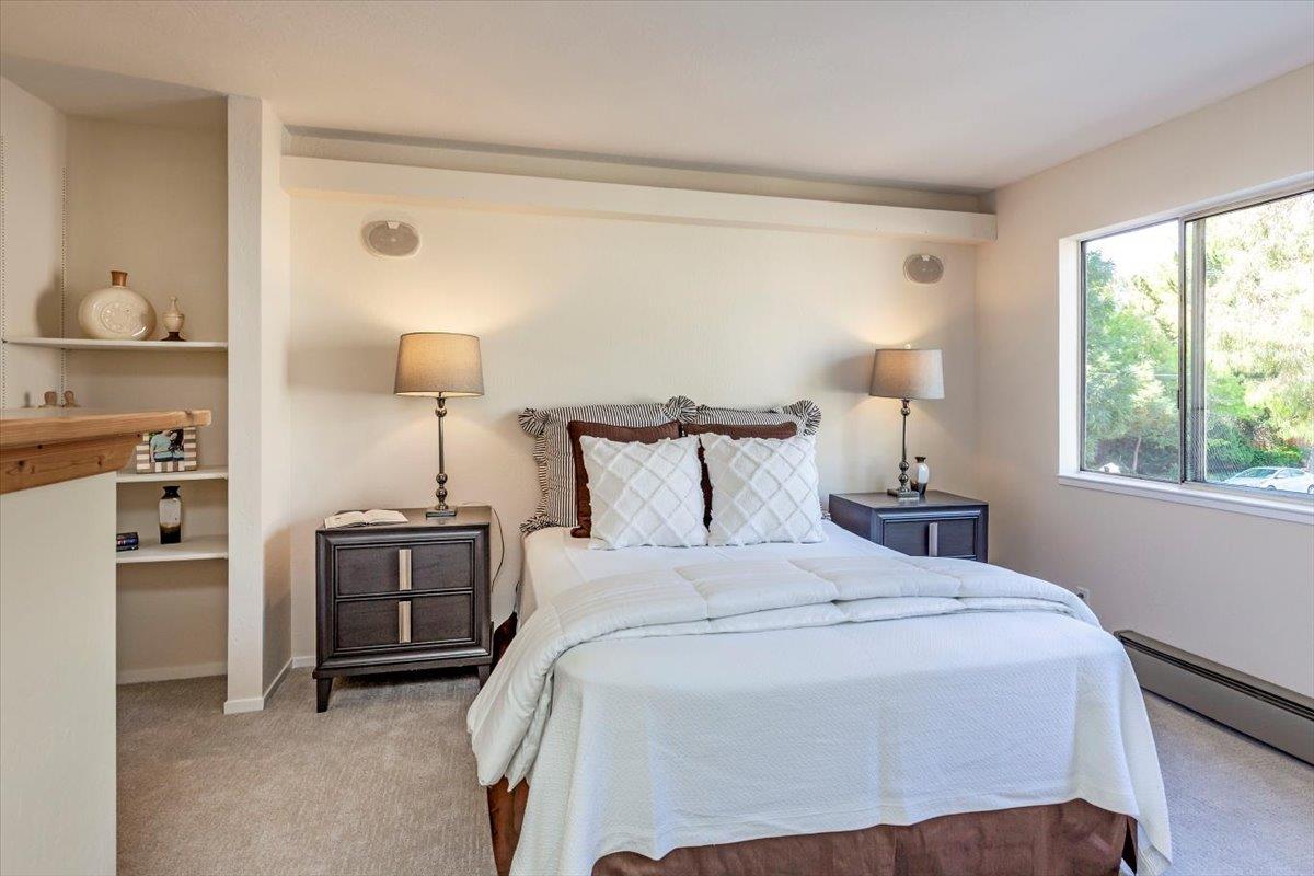 Detail Gallery Image 8 of 18 For 165 E Okeefe St #17,  Menlo Park,  CA 94025 - 2 Beds | 1/1 Baths