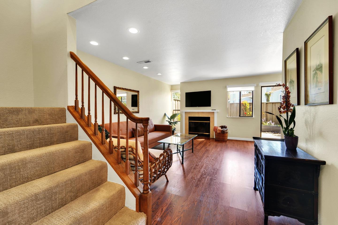 Detail Gallery Image 16 of 40 For 2958 Leotar Cir, Santa Cruz,  CA 95062 - 2 Beds | 2/1 Baths