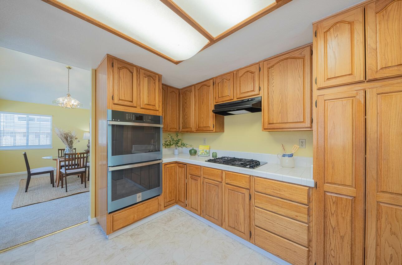Detail Gallery Image 15 of 39 For 736 Potrero Way, Salinas,  CA 93907 - 3 Beds | 2/1 Baths