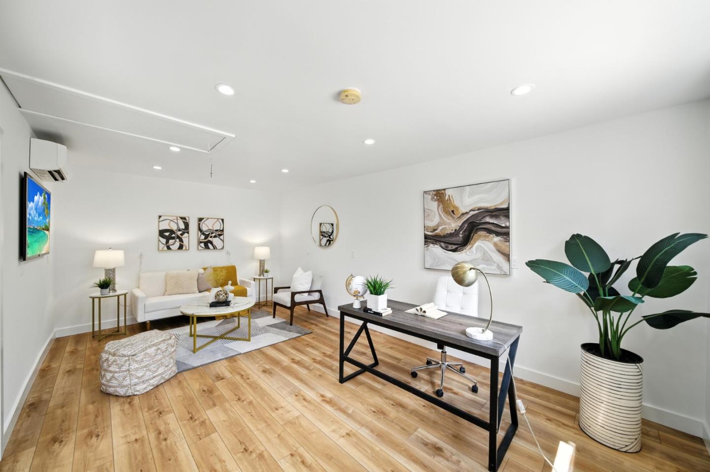 Detail Gallery Image 16 of 27 For 641 10th Ave, Menlo Park,  CA 94025 - 3 Beds | 2 Baths