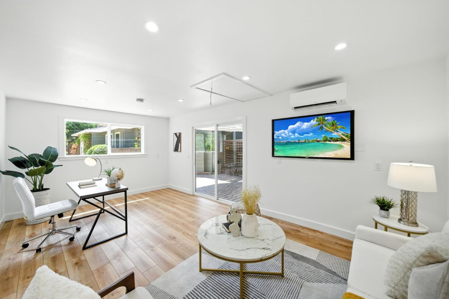 Detail Gallery Image 17 of 27 For 641 10th Ave, Menlo Park,  CA 94025 - 3 Beds | 2 Baths