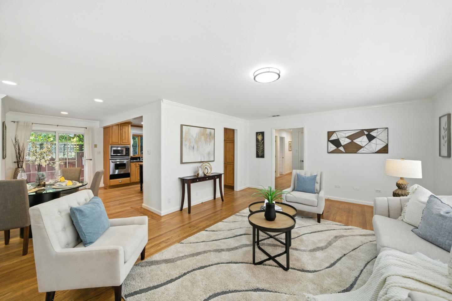 Detail Gallery Image 4 of 27 For 641 10th Ave, Menlo Park,  CA 94025 - 3 Beds | 2 Baths