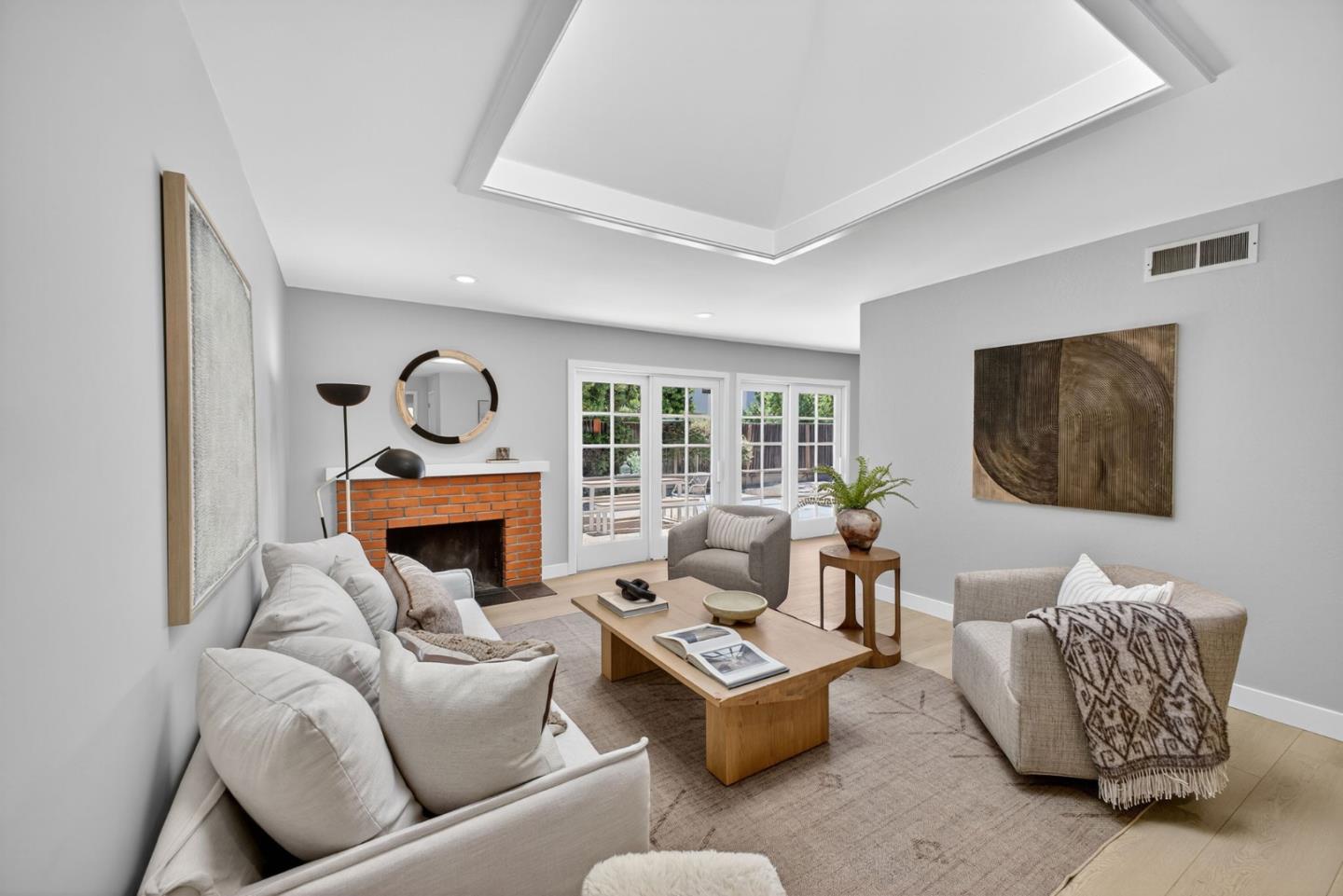 Detail Gallery Image 10 of 36 For 6340 Sponson Ct, San Jose,  CA 95123 - 4 Beds | 2 Baths