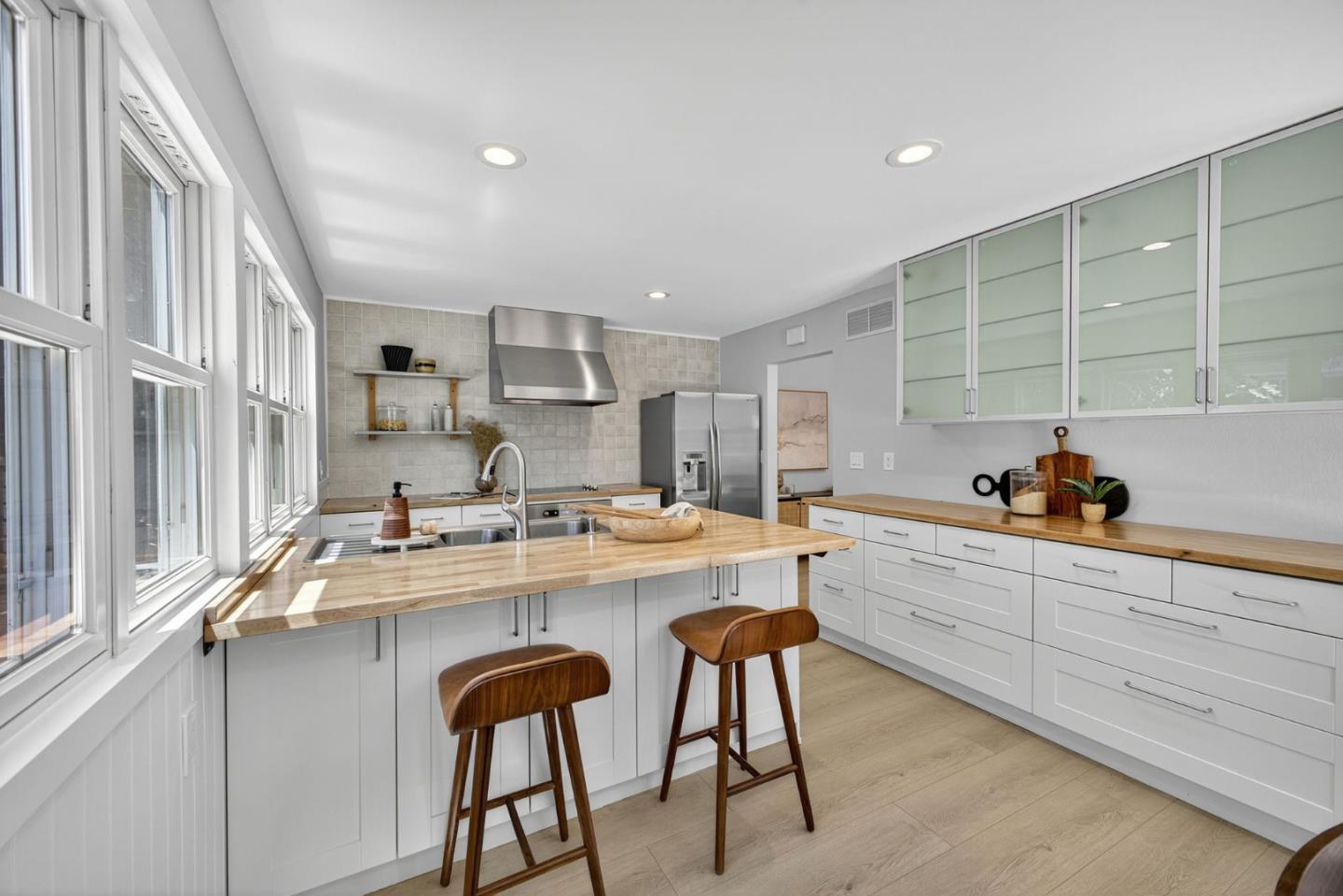Detail Gallery Image 13 of 36 For 6340 Sponson Ct, San Jose,  CA 95123 - 4 Beds | 2 Baths