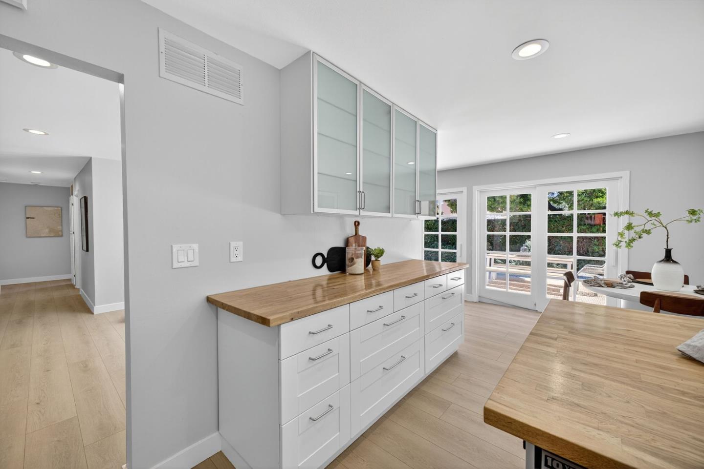Detail Gallery Image 15 of 36 For 6340 Sponson Ct, San Jose,  CA 95123 - 4 Beds | 2 Baths