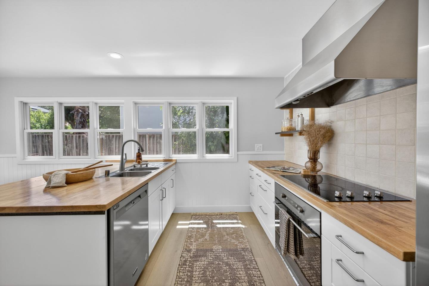 Detail Gallery Image 17 of 36 For 6340 Sponson Ct, San Jose,  CA 95123 - 4 Beds | 2 Baths