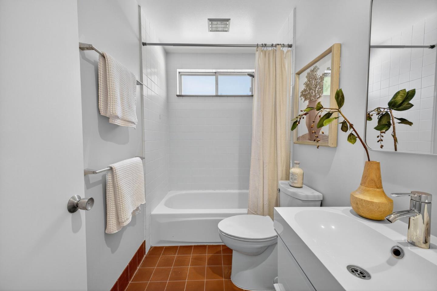 Detail Gallery Image 23 of 36 For 6340 Sponson Ct, San Jose,  CA 95123 - 4 Beds | 2 Baths