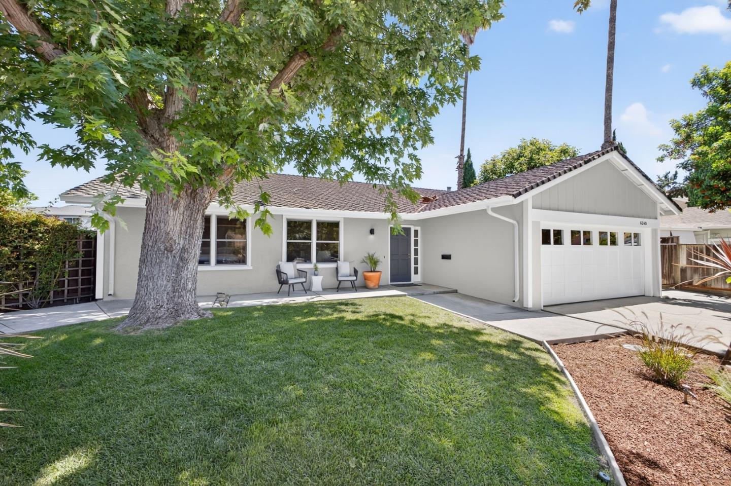 Detail Gallery Image 3 of 36 For 6340 Sponson Ct, San Jose,  CA 95123 - 4 Beds | 2 Baths