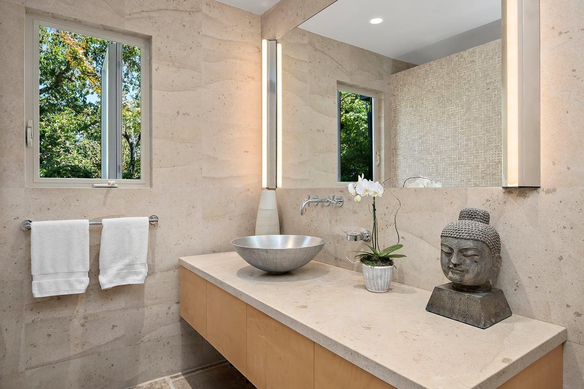 Detail Gallery Image 12 of 26 For 2618 Belmont Canyon Rd, Belmont,  CA 94002 - 4 Beds | 2/2 Baths