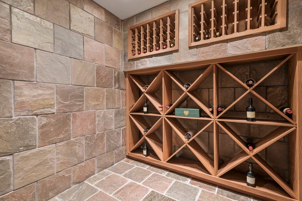 Detail Gallery Image 21 of 26 For 2618 Belmont Canyon Rd, Belmont,  CA 94002 - 4 Beds | 2/2 Baths
