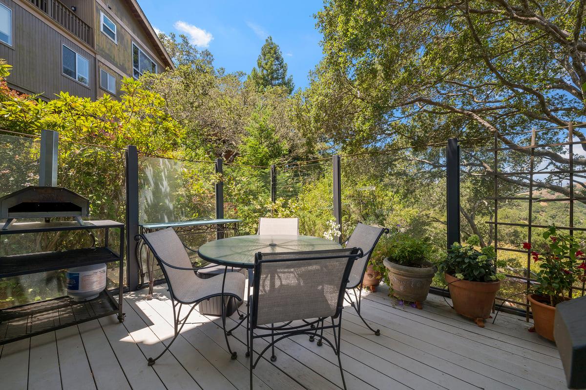 Detail Gallery Image 25 of 26 For 2618 Belmont Canyon Rd, Belmont,  CA 94002 - 4 Beds | 2/2 Baths