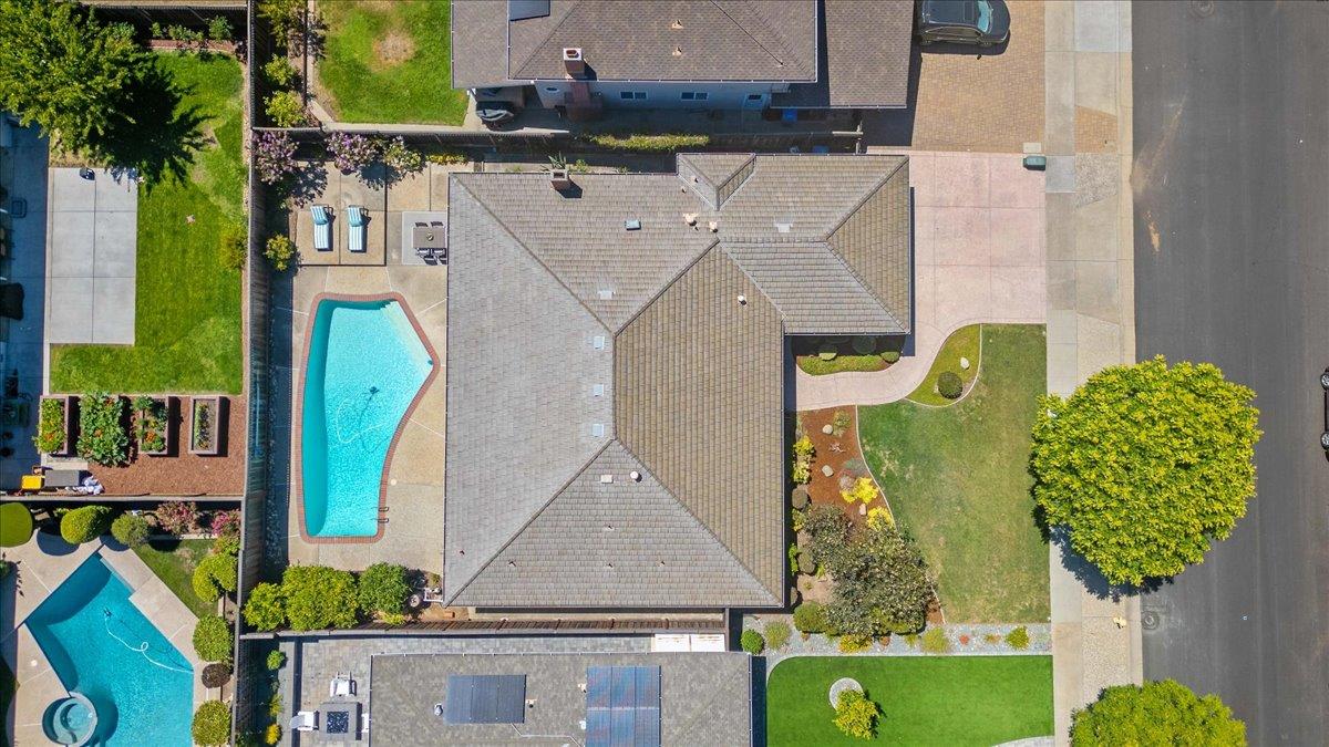 Detail Gallery Image 32 of 38 For 1118 Zinfandel Way, San Jose,  CA 95120 - 4 Beds | 2/1 Baths