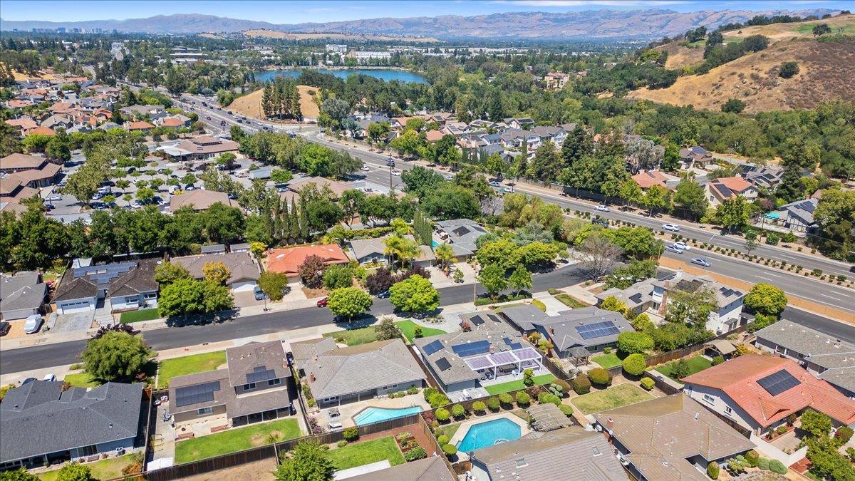 Detail Gallery Image 37 of 38 For 1118 Zinfandel Way, San Jose,  CA 95120 - 4 Beds | 2/1 Baths