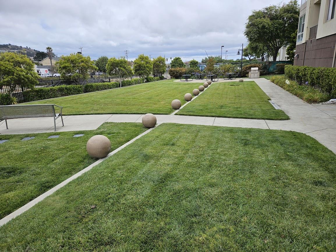 Detail Gallery Image 13 of 17 For 1488 El Camino Real #318,  South San Francisco,  CA 94080 - 2 Beds | 2 Baths