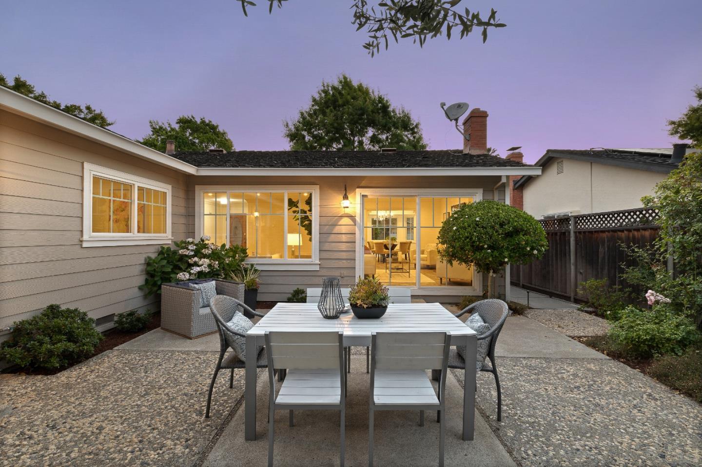 Detail Gallery Image 11 of 29 For 166 Butano Ave, Sunnyvale,  CA 94086 - 4 Beds | 2 Baths