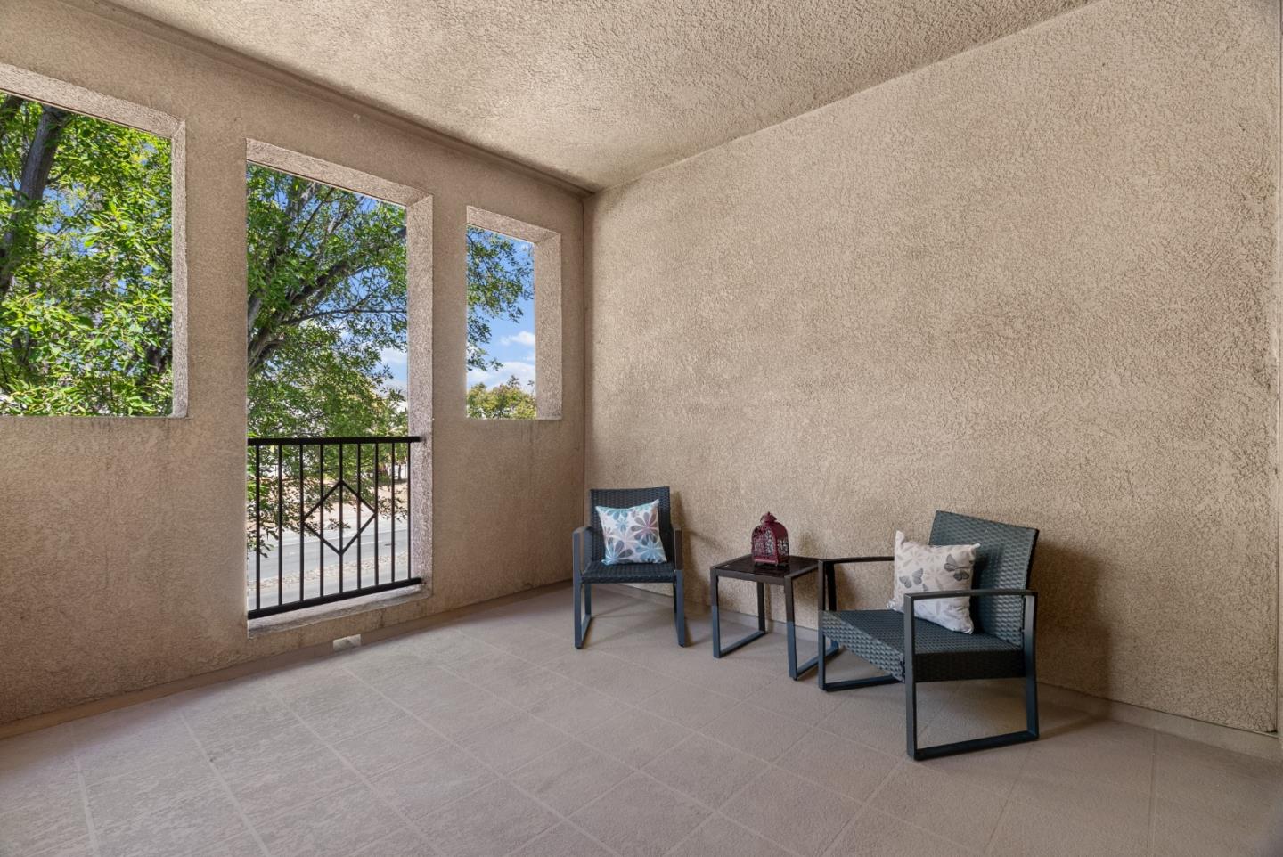 Detail Gallery Image 11 of 26 For 1437 Marcello Dr, San Jose,  CA 95131 - 2 Beds | 2/1 Baths