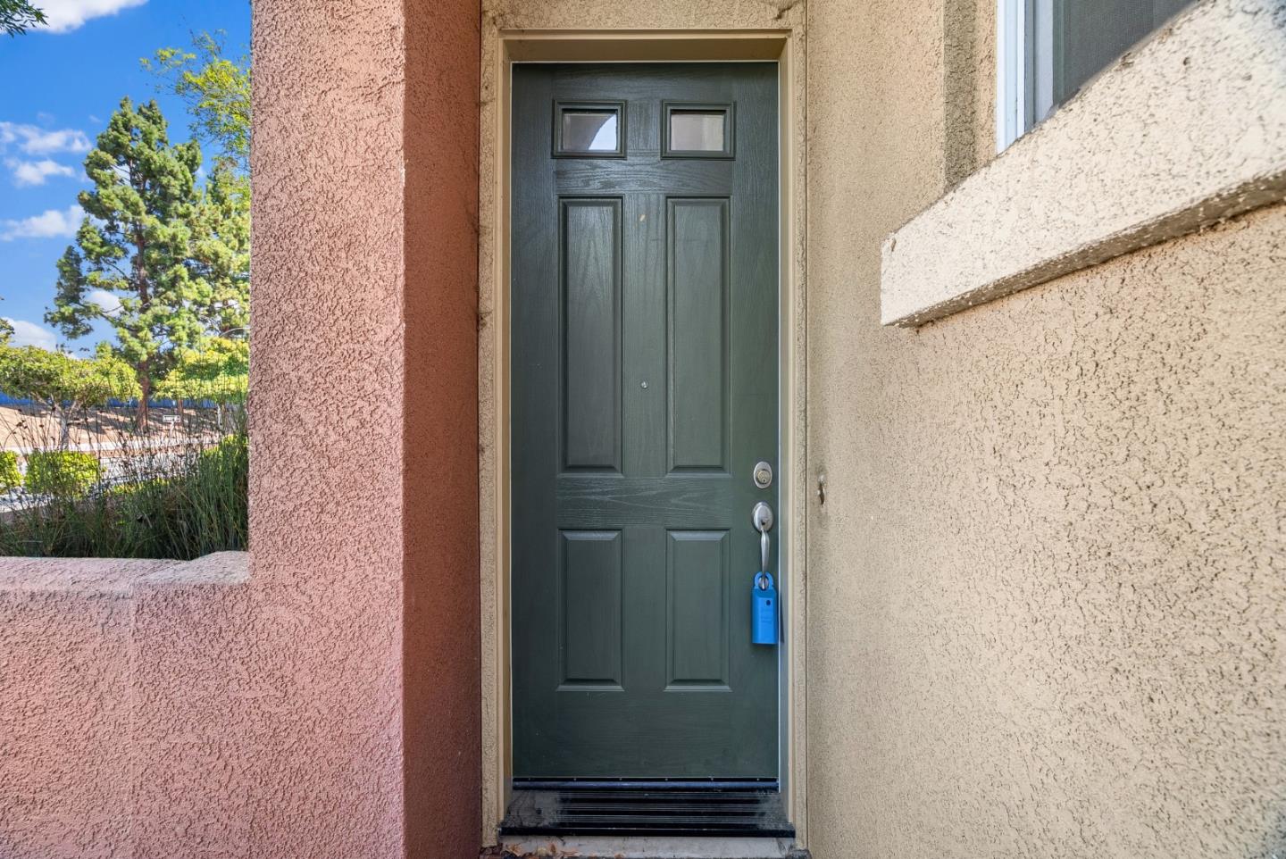 Detail Gallery Image 3 of 26 For 1437 Marcello Dr, San Jose,  CA 95131 - 2 Beds | 2/1 Baths