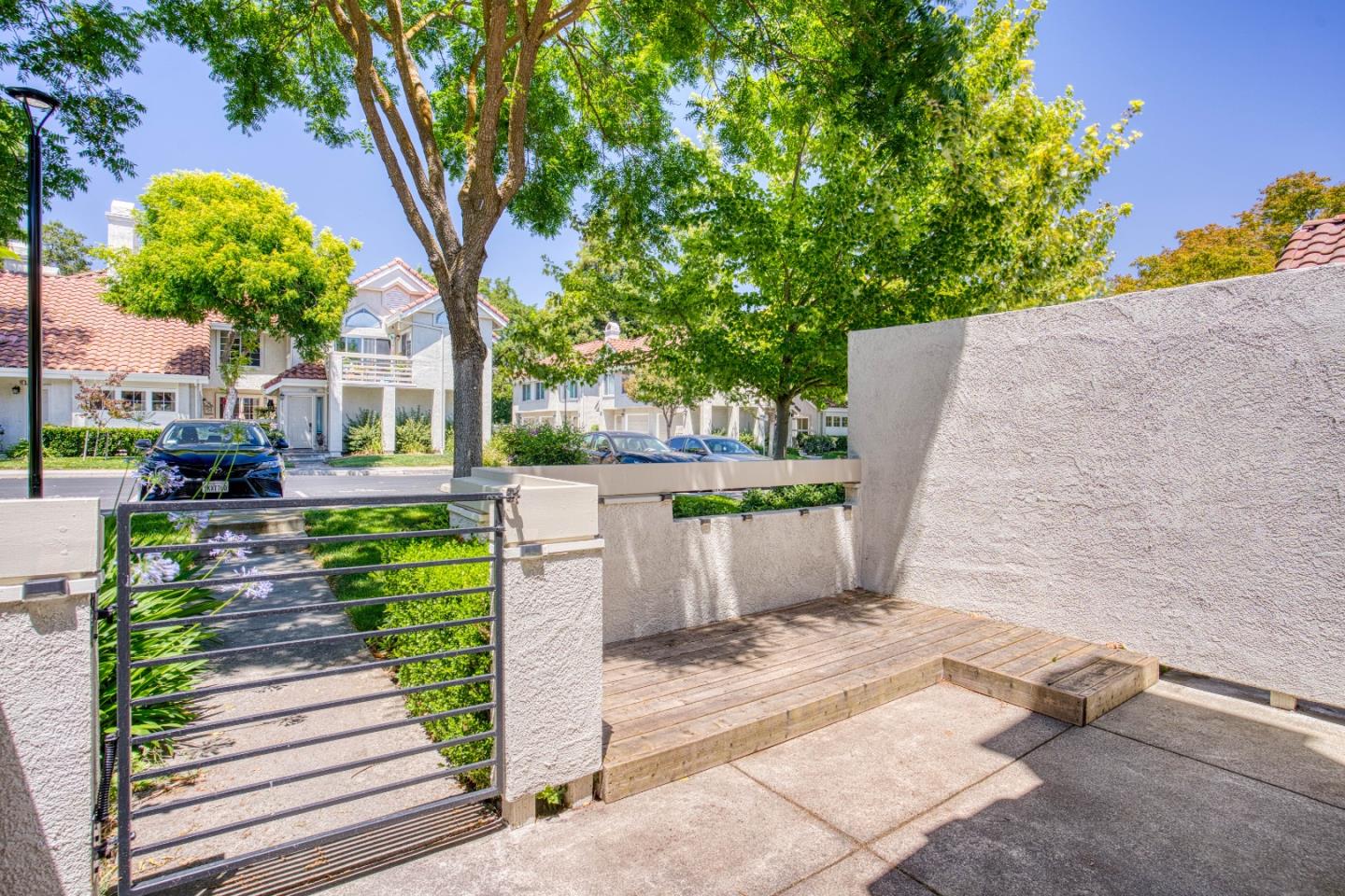 Detail Gallery Image 23 of 35 For 11870 Flanagan Ct, Dublin,  CA 94568 - 2 Beds | 1/1 Baths