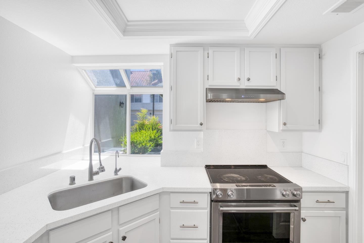 Detail Gallery Image 6 of 35 For 11870 Flanagan Ct, Dublin,  CA 94568 - 2 Beds | 1/1 Baths